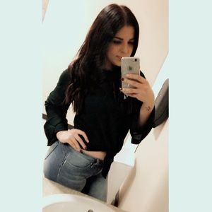 Meet your Posher, Erica